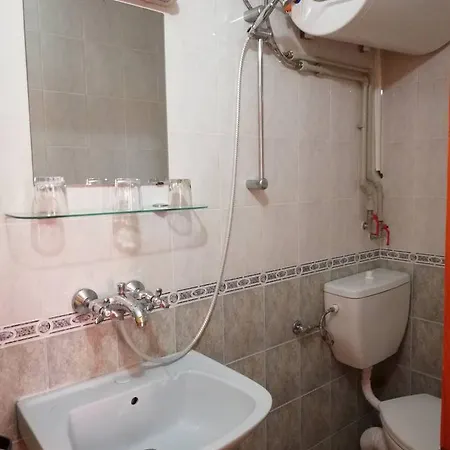 Guest Kostadinov Quarto em Acomodações Particulares *